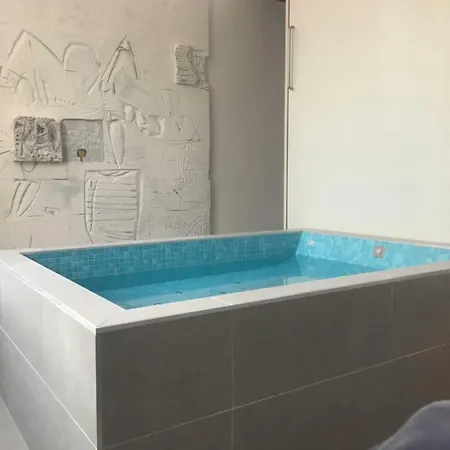 Home Suite Desio *